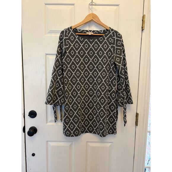 NWOT LOFT Gray Geometrical Midi Dress long sleeves Medium Petite - Picture 5 of 10